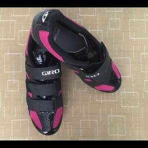 GIRO Cycling shoes, Size 10 US